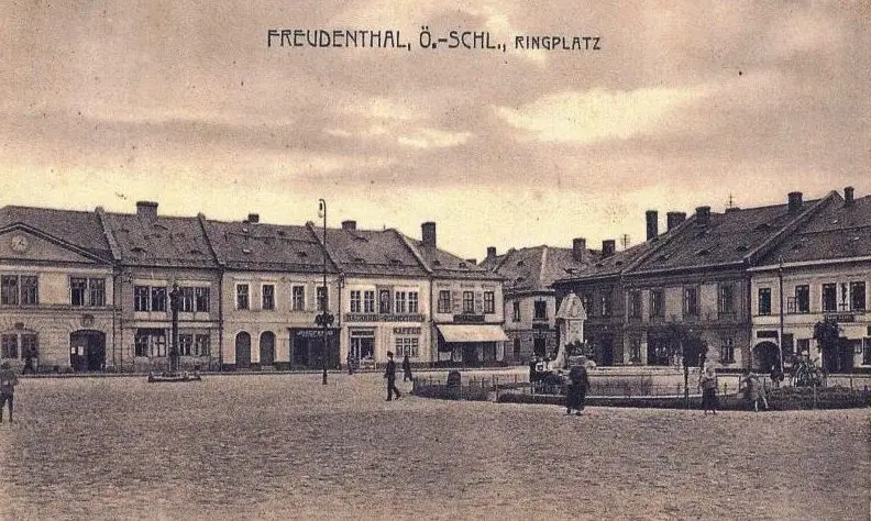 Alte Postkarte vom Marktplatz in Bruntál (Freudenthal)